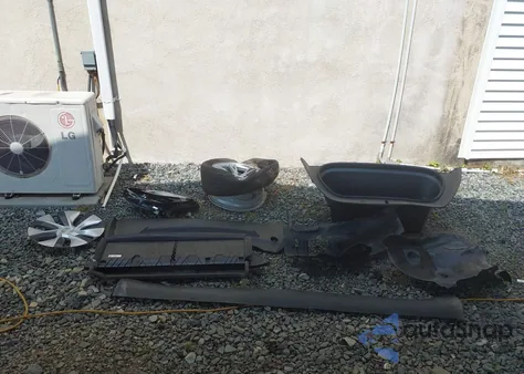 2023 Tesla Model Y Rwd из США, поврежденный, VIN 7SAYGDED8PF923374